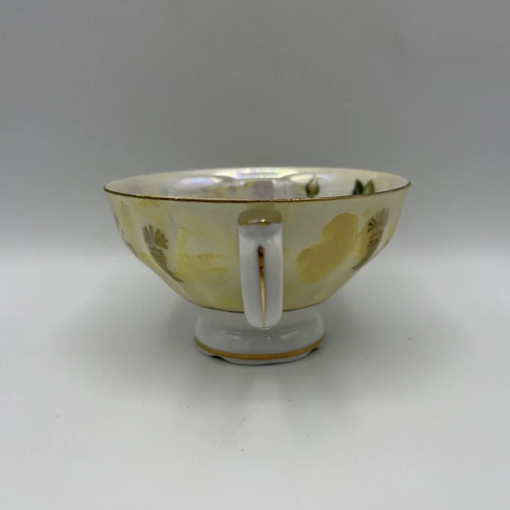 Vintage LM Royal Halsey Very Fine Cup Saucer Pink Roses‎ Yellow Lusterware Gold